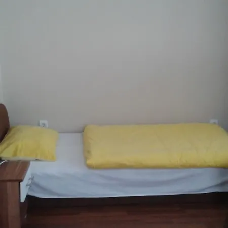 Zafir Panzio Es Etterem *
