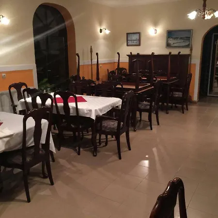 Zafir Panzio Es Etterem Bed and Breakfast Balatongyörök